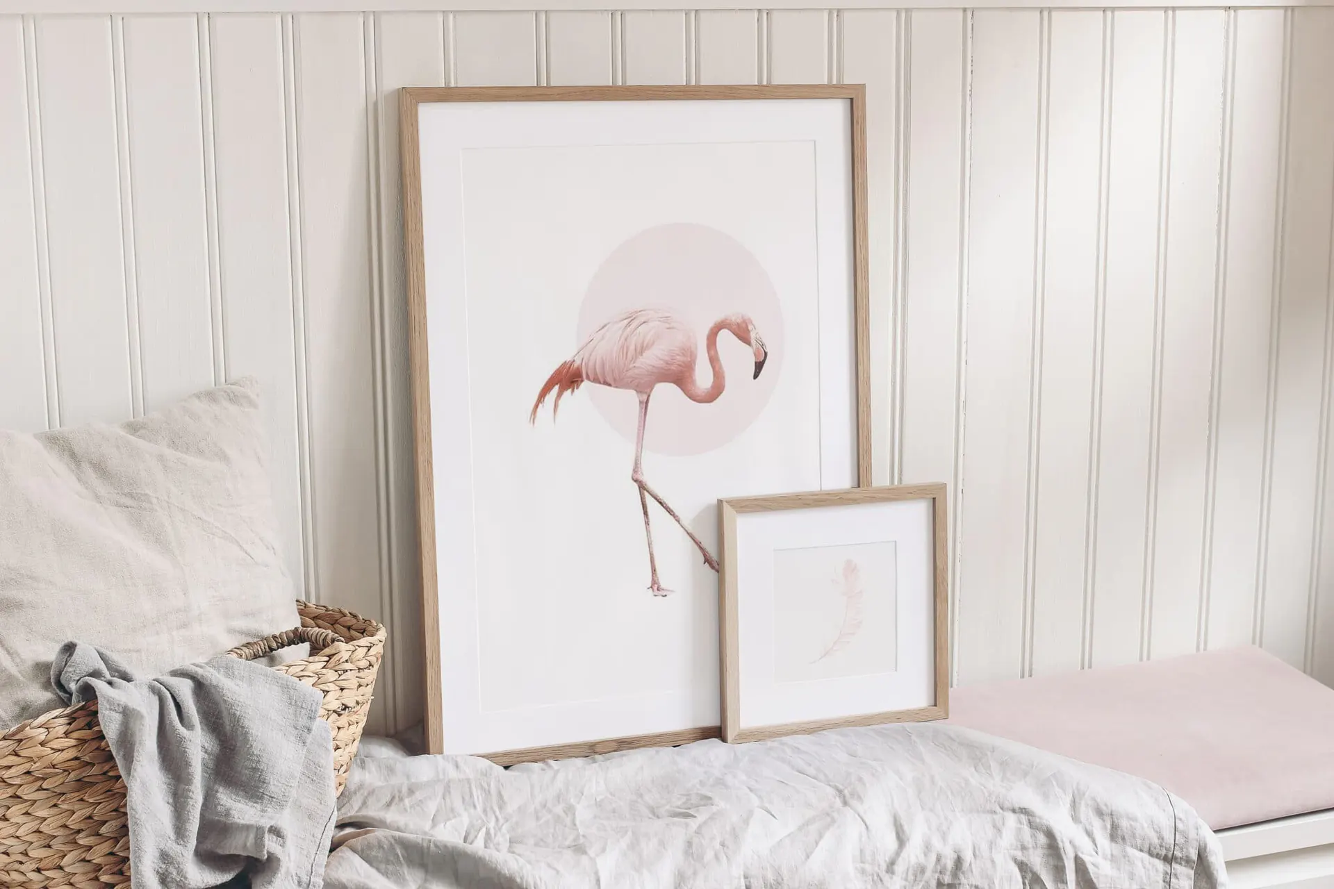 Chambre blanche et rose pâle