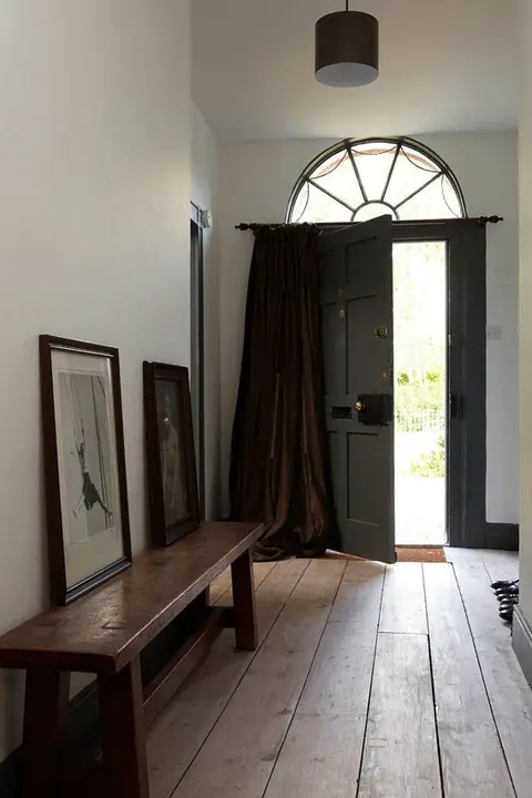 Ambiance peinte en Strong White de Farrow & Ball