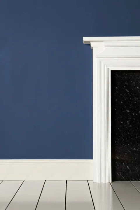 Ambiance peinte en Pitch Blue de Farrow & Ball