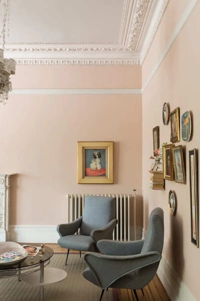 Ambiance peinte en Setting Plaster de Farrow & Ball
