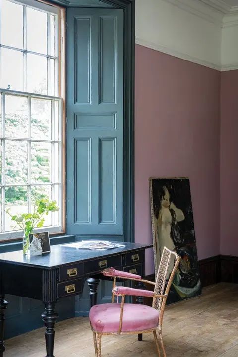 Ambiance peinte en Cinder Rose de Farrow & Ball