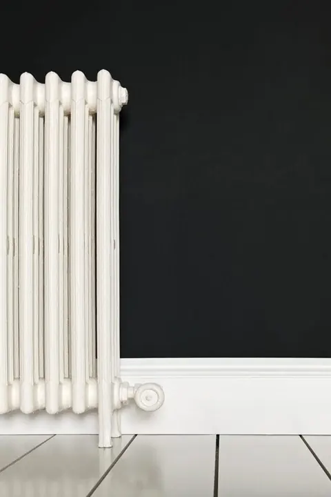 Ambiance peinte en Pitch Black de Farrow & Ball