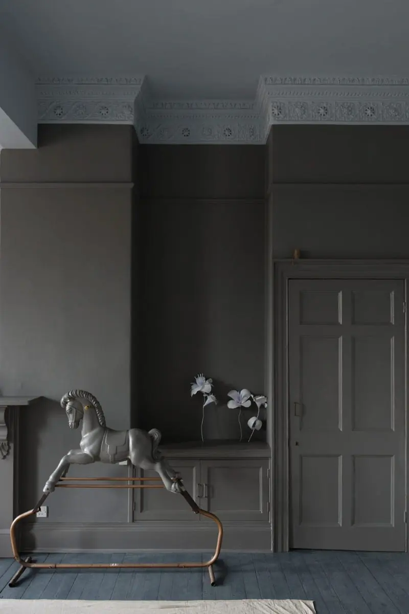 Ambiance peinte en Mole's Breath de Farrow & Ball