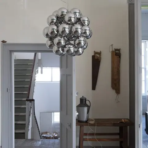 Ambiance peinte en Shadow White de Farrow & Ball