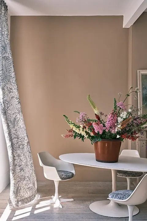 Ambiance peinte en Smoked Trout de Farrow & Ball