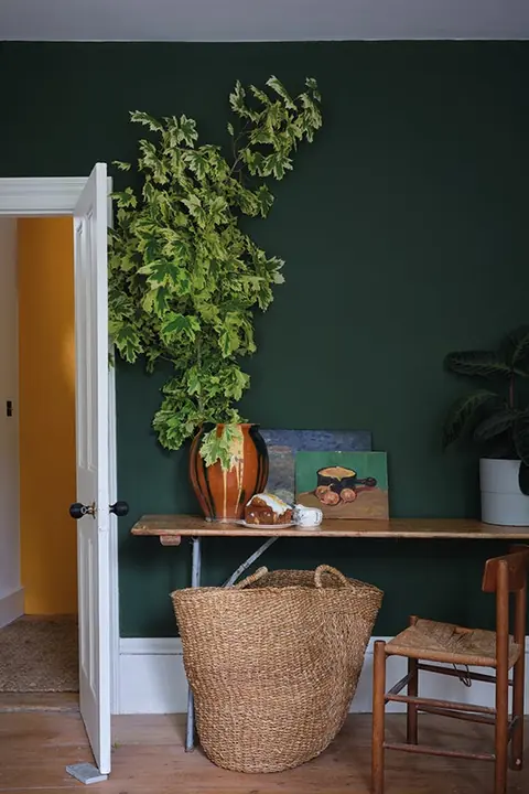 Ambiance peinte en Duck Green de Farrow & Ball